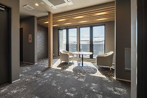 THE NINE STATES HOTEL KARATSU