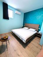 Easy Apartments
