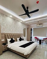 Aaditri Inn
