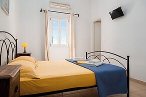 Afroditi Studios & Villas