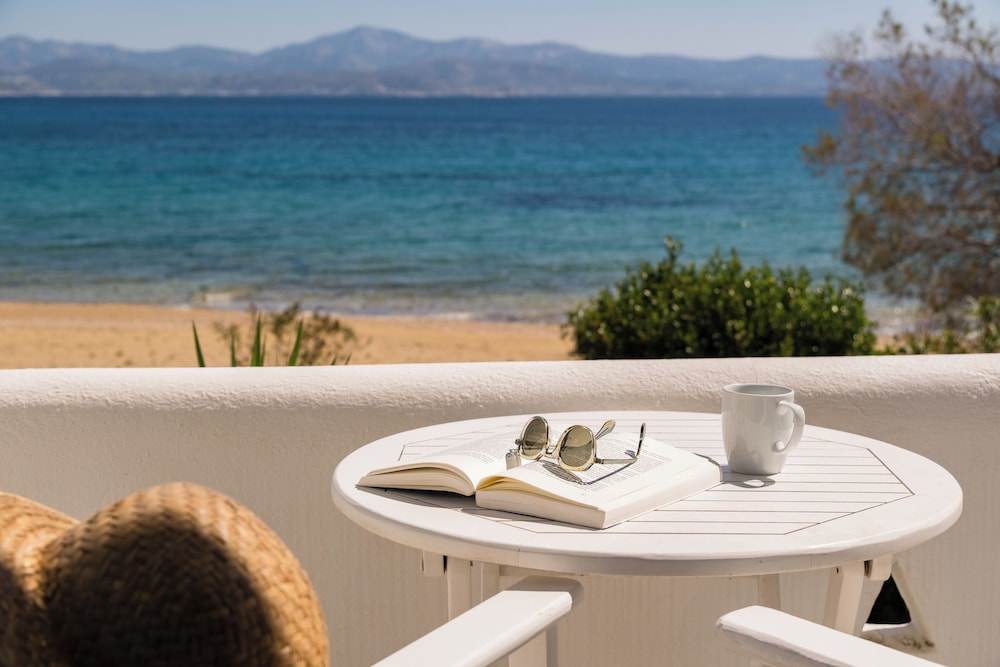 Afroditi Studios & Villas