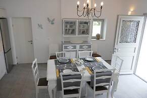Afroditi Studios & Villas