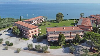 Specchio sul Lago