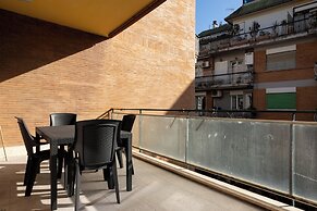 Domus Solis in Rome With 2 Bedrooms and 2 Bathrooms