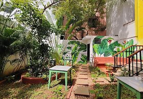Bel Abri Colonial Living