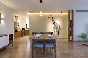 Rivera  Silver Palm