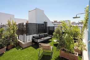 Genteel Home Santas Patronas