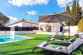 Genteel Home El Brillante