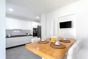 Genteel Home El Brillante