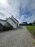 Pretty House 50m From the sea