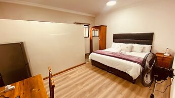 Adhara Hotel