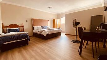 Adhara Hotel