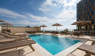 Hotel Invictus