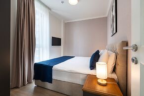 Hotel Invictus