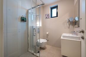 Hotel Invictus