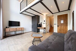 Hotel Invictus