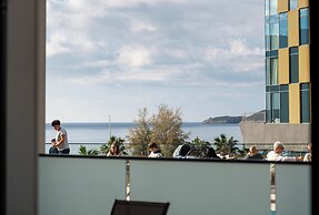 Hotel Invictus