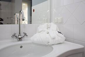 Penta Apartments