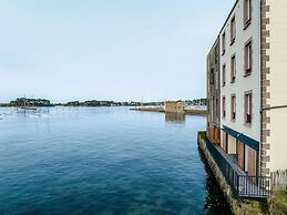 Apartment in Landeda With Beachfront Views