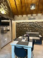 HUACO LODGE