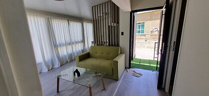 HUACO LODGE