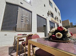 Summit Hotel