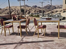 Summit Hotel