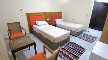 Summit Hotel