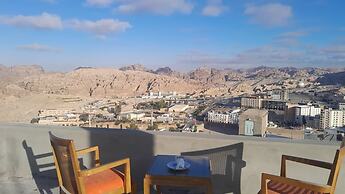 Summit Hotel