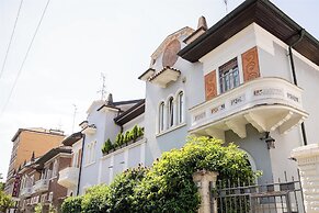 RossoVino Milano Boutique