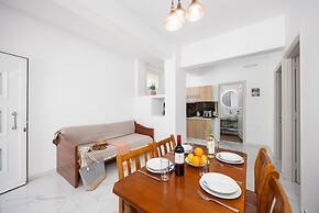 Kosmas Apartments