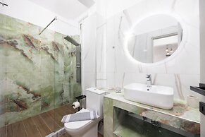 Kosmas Apartments