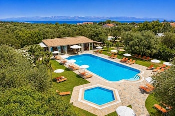Kosmas Apartments