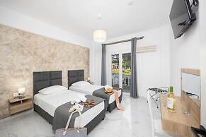 Kosmas Apartments