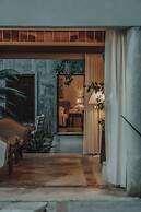 Casa Exclusiva Los Amigos, 4BDR by Cercana