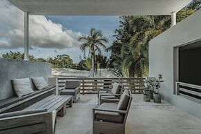 Casa Exclusiva Los Amigos, 4BDR by Cercana