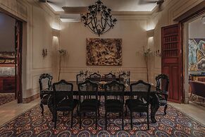 Casa Exclusiva Los Amigos, 4BDR by Cercana