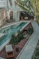 Casa Exclusiva Los Amigos, 4BDR by Cercana