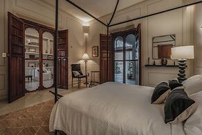 Casa Exclusiva Los Amigos, 4BDR by Cercana