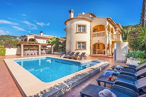 Villa Comodo