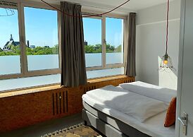 Hotel Credible