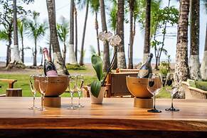Lia Hotel Jaco - Adults Only