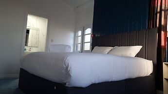 Ye Olde Hotel