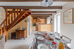 Pretty Rural Gite Near the Golf Course