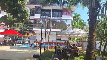 Colours fly Hotel