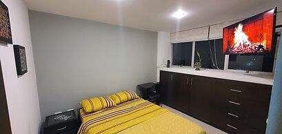 Modern Miravalle Apartment