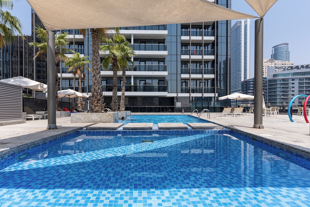 Dubaiashome - Luxury Special Stay