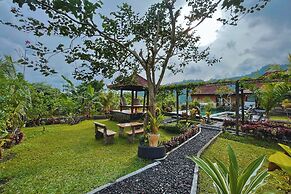 Villa Pastiny Santy Sidemen