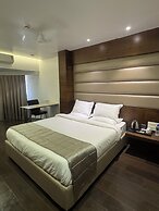 Hotel Dakshin Grandeur