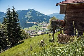 Apartment in Brixen im Thale With Parking